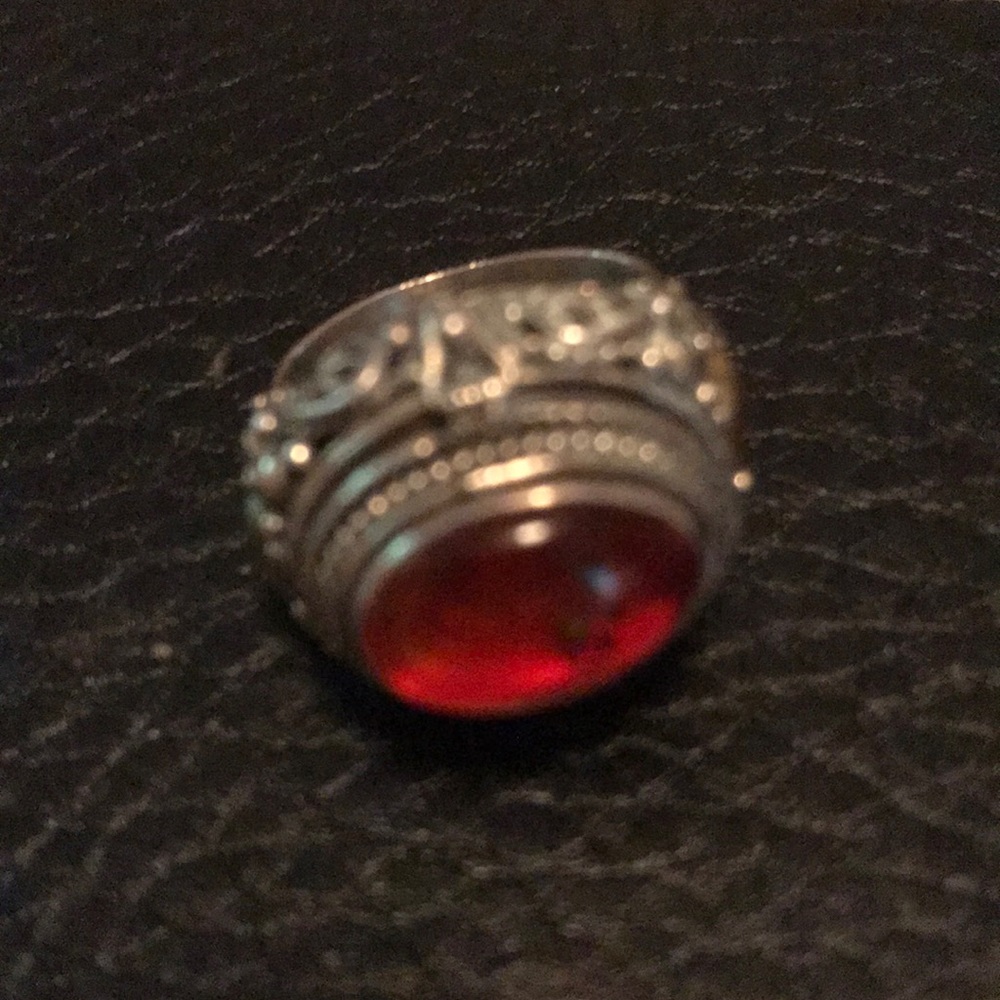 Poison ring